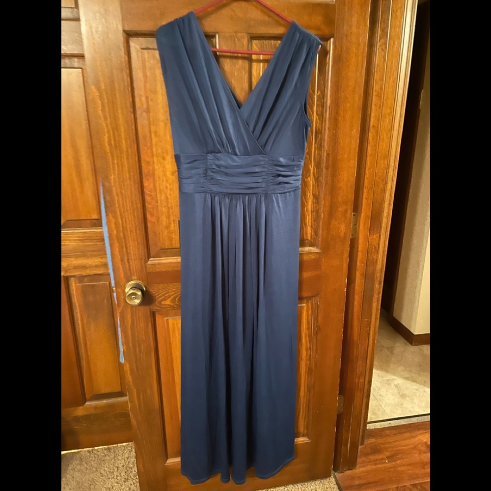 Formal sleeveless dress